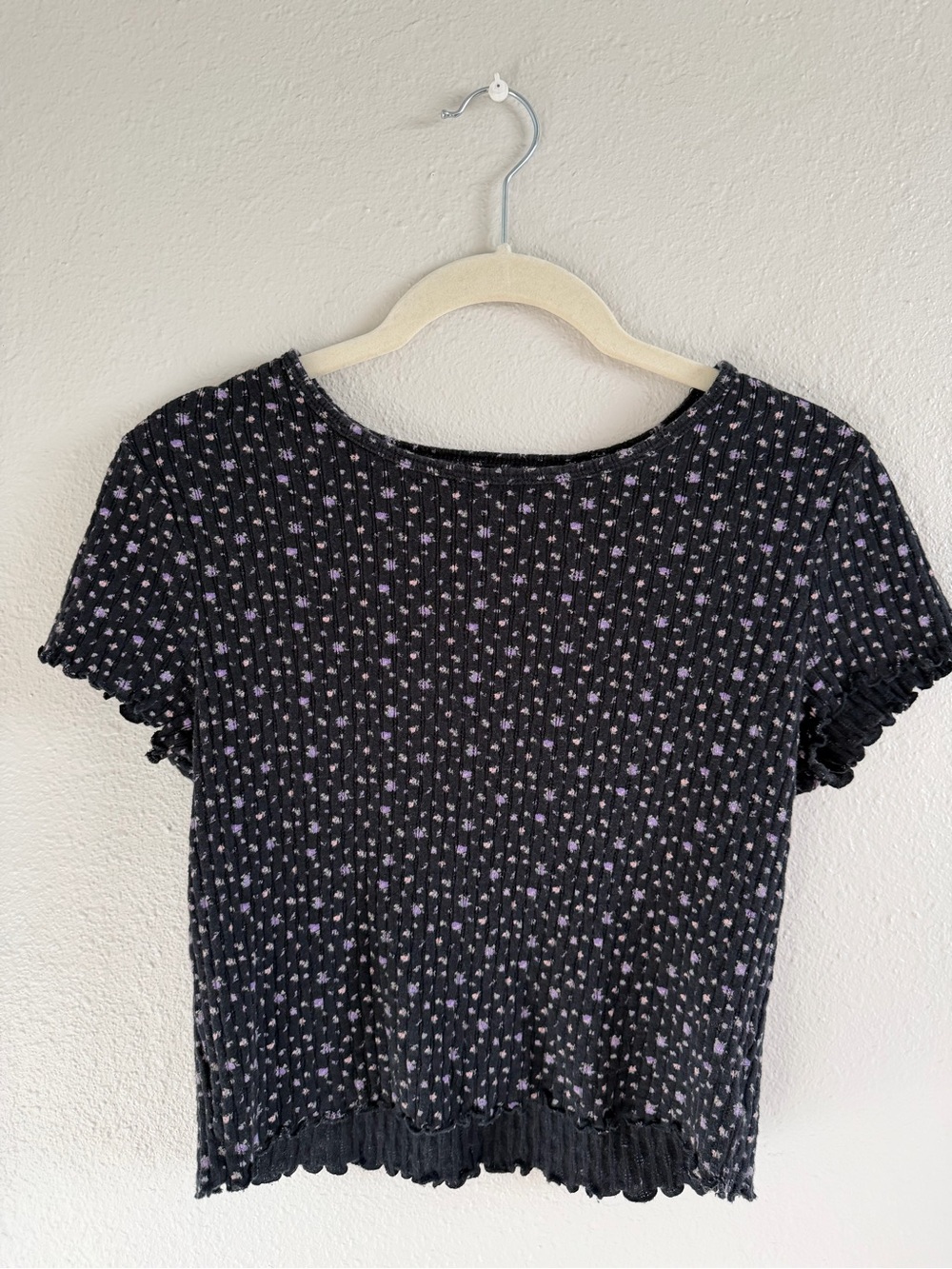 American Eagle Outfitters Black Ribbed Tee with Lavender Floral Print